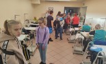 Zwiedzanie działu szwalniczo-krawieckiego.