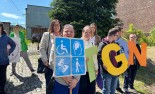 Uczniowie podczas inauguracji XXI Tygodnia Godności Osób z Niepełnosprawnościami w Rudzie Śląskiej
